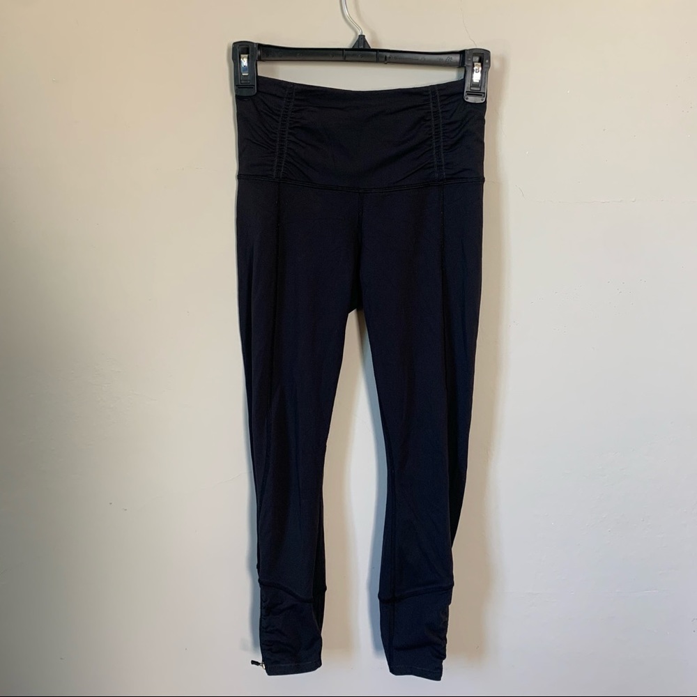 Lululemon Run For Your Life Crops Size 2